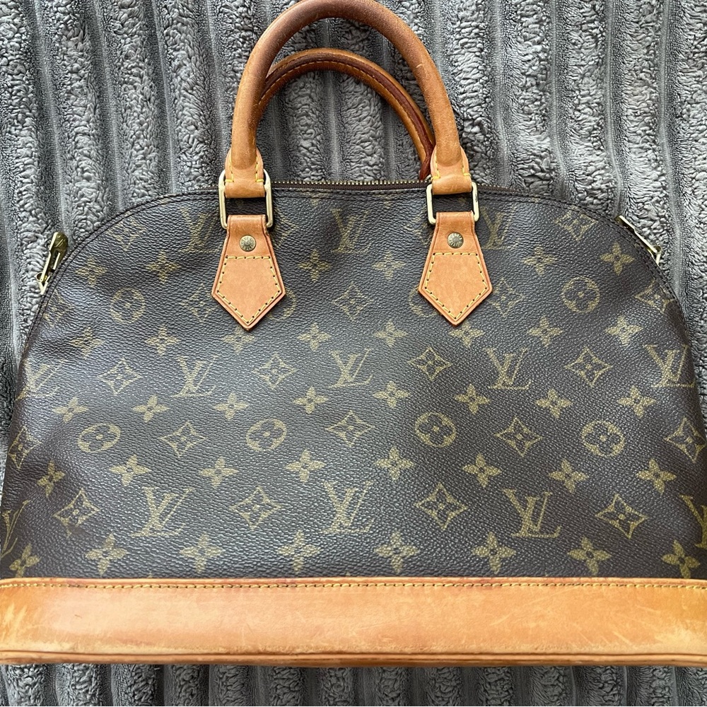 Louis Vuitton Alma Bag